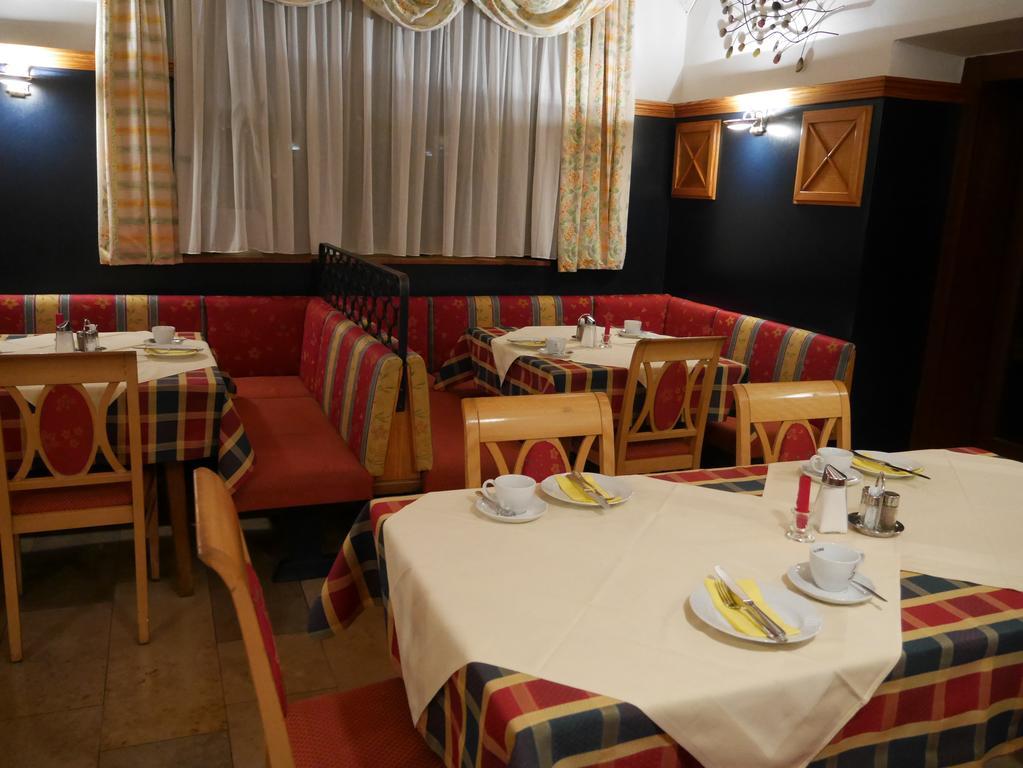 Hotel Garni Hoechschmied Lassnitzhoehe Extérieur photo