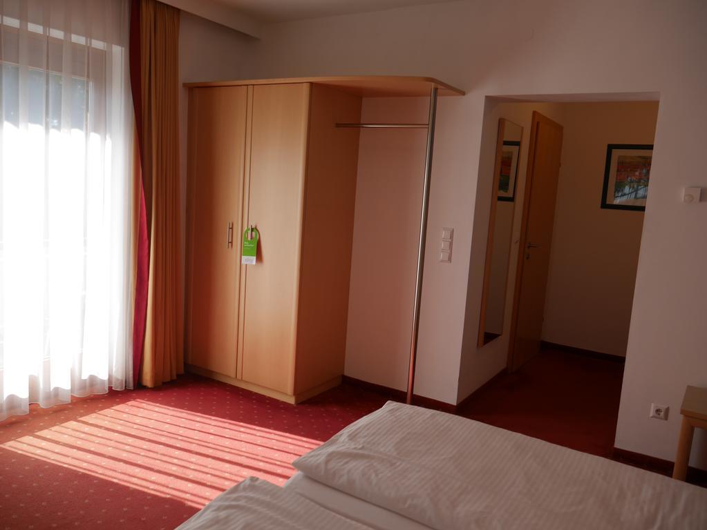 Hotel Garni Hoechschmied Lassnitzhoehe Extérieur photo